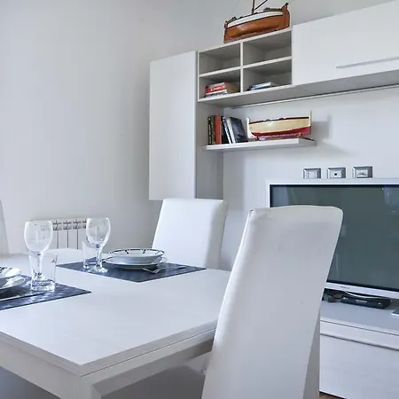 Italianway Easy - Piazza Firenze 4 Appartamento Milano