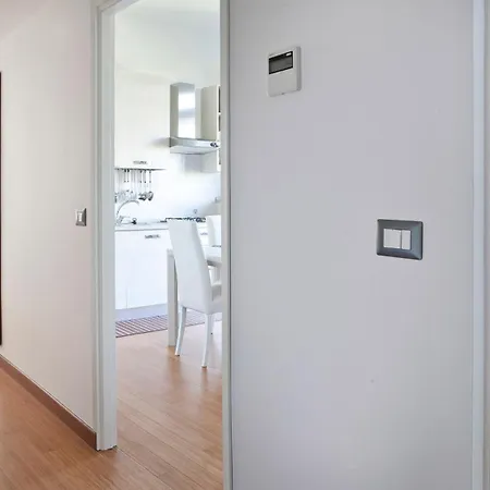 Italianway Easy - Piazza Firenze 4 Apartament