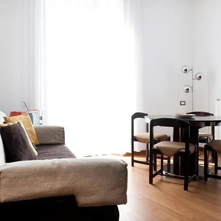 Italianway Easy - Piazza Firenze 4 Mediolan